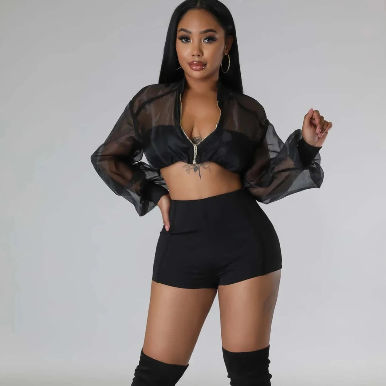 Long Sleeve Crop Top And Short - Verostyle